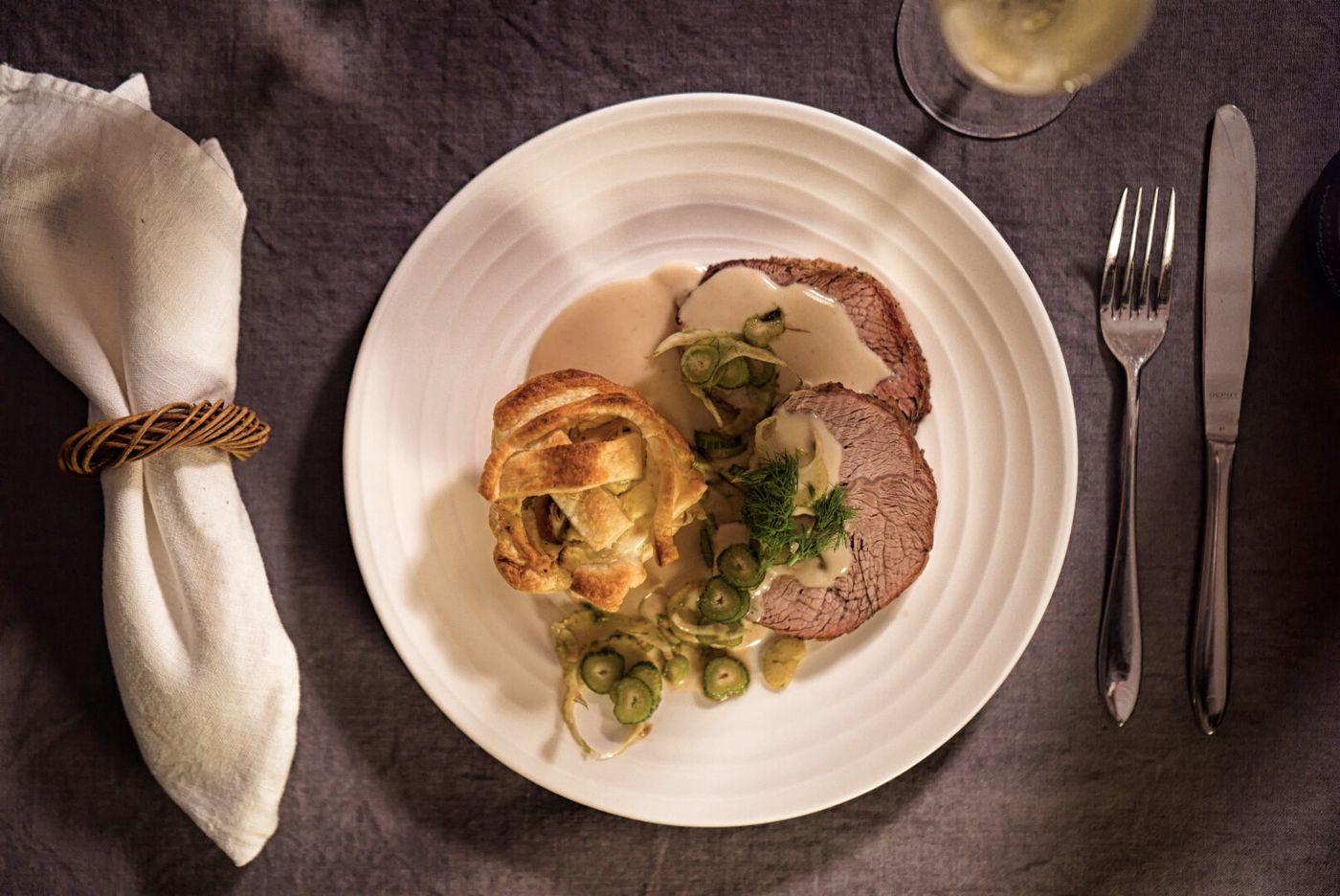 Tartelette ai funghi porcini con arrosto di vitello e finocchio